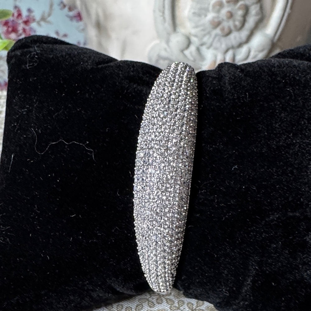 Elegant Stainless Steel Silver Bracelet - 7” - Picture 2 of 4